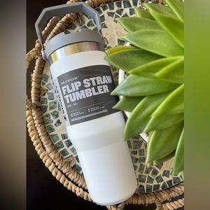 Stanley Polar White IceFlow Straw Tumbler - 30 fl. oz.